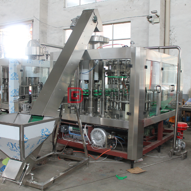 14-12-4 Máquina automática de embotellado de cerveza Sistema de llenado, taponado y limpieza de botellas de vidrio 3 en 1