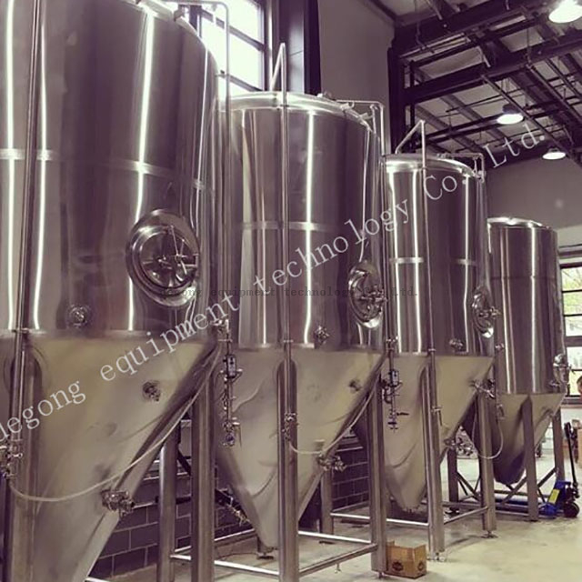 Acero inoxidable 10BBL Industrial Craft tanque de fermentación para la venta