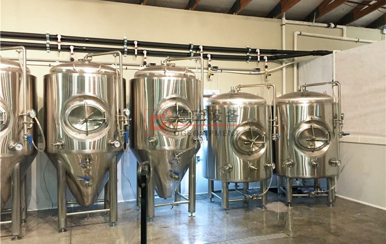 发酵 罐 一 排 -min