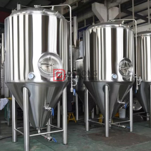 Tanque cónico cilíndrico Acero inoxidable 2000L tanque de fermentación Equipo de cervecería Doble chaqueta Popularidad en Europa