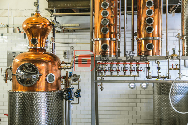 Hippocampus-Distillery-28